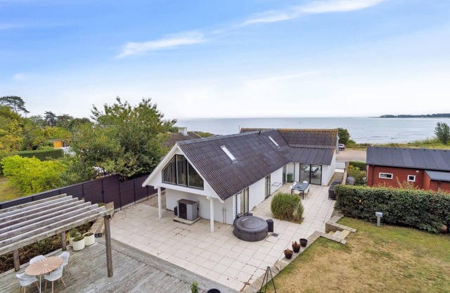 "Rusalina" - 20m from the sea by Interhome