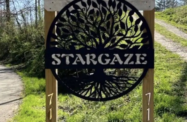 Rustic 1 BR, Pet Friendly Cabin Near Red River Gorge