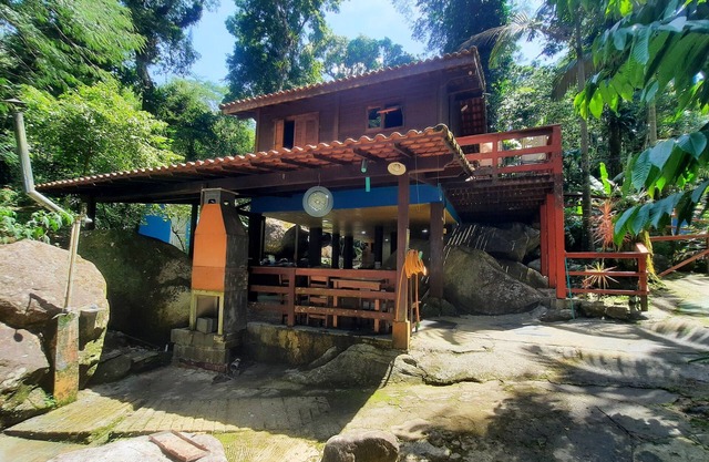 Rustic Chalet within an Atlantic Forest.