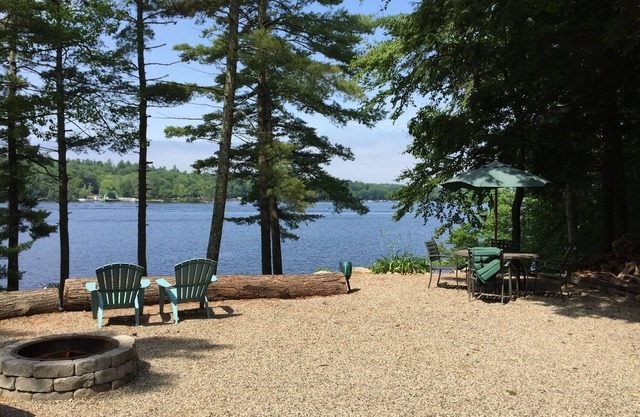 Rustic Family-Friendly Cabin on Sebago Lake - Private Sandy Beach