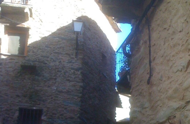 Rustic house in a unique natural setting