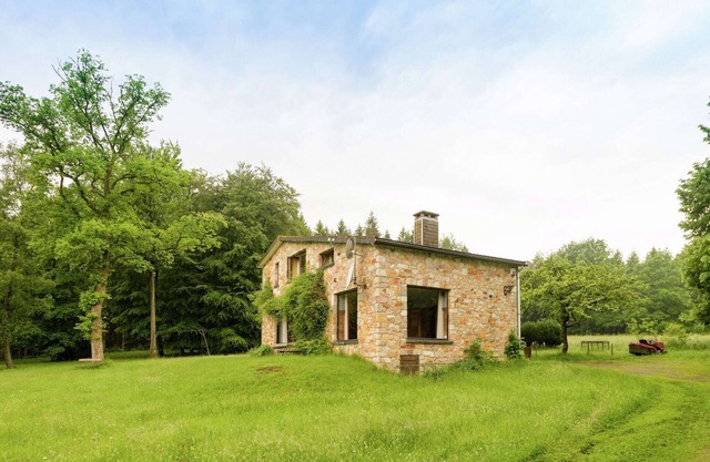 Rustic Retreat in Houvegné