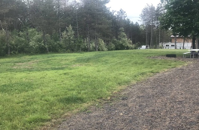 RV Lot On Best Elk Viewing Road (Across From Visitor’s Center)