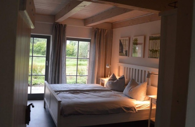 Séparée Thrin Wulfen-Double room-Countryside view-Modern-Private Bathroom