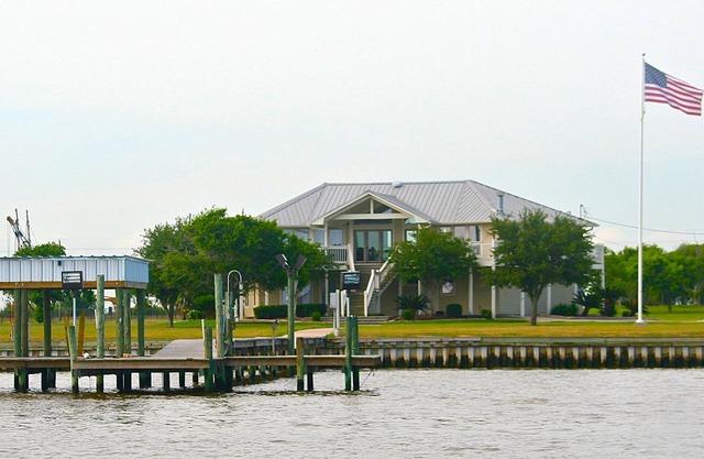 Sabine Lake Lodge; Waterfront on Sabine Lake