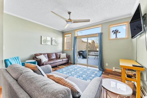 Saddle Ridge Townhomes 253 by Summit County Mountain Retreats