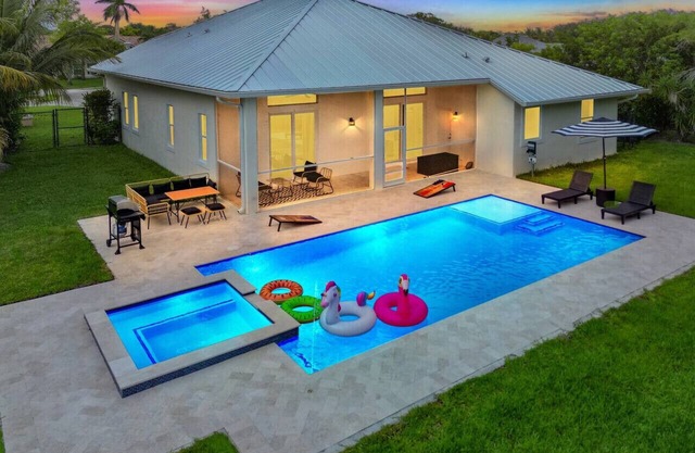 Saddle Up in Style - Heated Pool