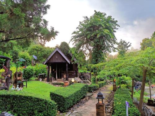 Sai Nam Wang Lodge