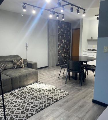 Saint Sebastian Flat 613 - Com Hidro! Até 3 pessoas, Duplex, no Centro