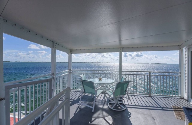 Salty Kisses in Cudjoe Key