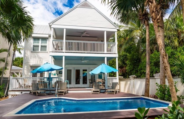 Salty Sanctuary ~ Private Villa w/Pool