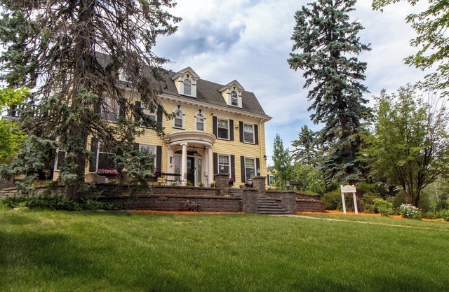 Salyards Mansion