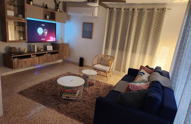 Samoa's Boho Home just 10 minutes from the airport beautiful beaches and malls.