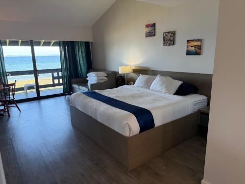Sand Pebbles Inn