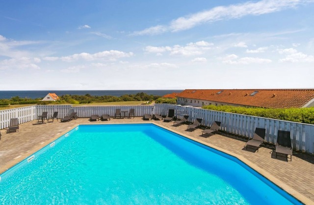 "Sandrine" - 400m from the sea by Interhome