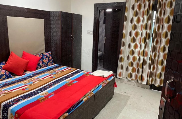 sara restaurant and guest house