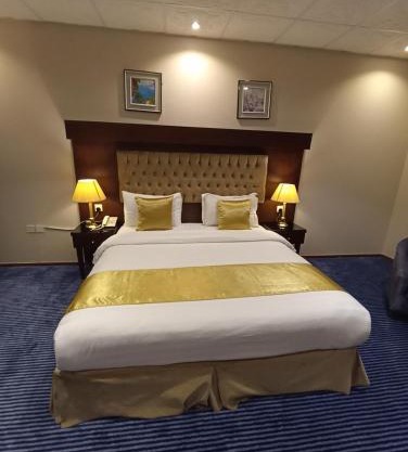 Saryet Al Hamra Hotel Apartments