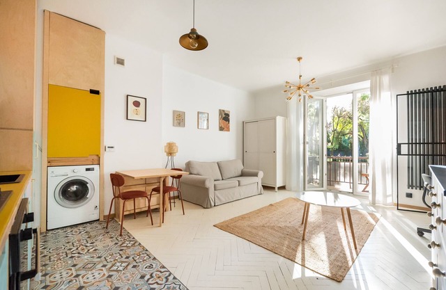 Saska Kępa Loft Style Apartment