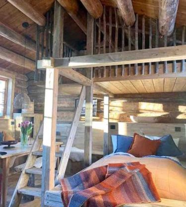 Sauefjøset - Idyllisk gardstun fra 1800-tallet