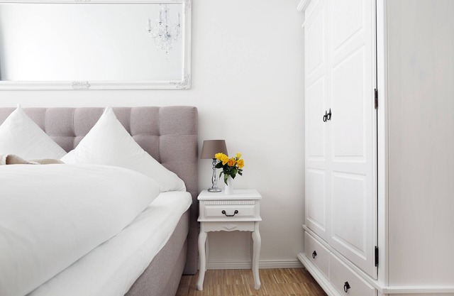 SC 1 box spring beds 70 sqm 3 rooms + balcony + elevator