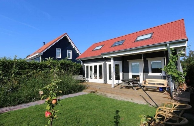 Scalde Oort 2 modern equipped beach house on park with privacy