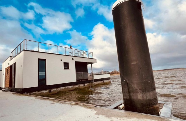 schwimmendes Haus Lütte