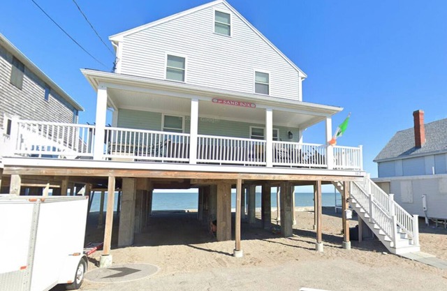 Scituate oceanfront gem; 5BR w/wrap around deck. Perfect for family & friends