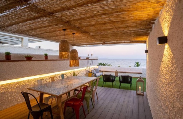 Sea Level, Apto sofisticado en primera linea playa