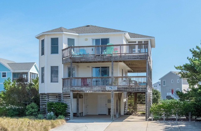 Sea Time C7625 Oceanside Coastal Retreat, Close to the Beach and Shopping