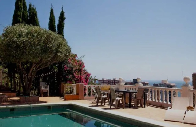 Sea view private pool villa