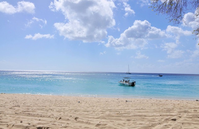 Seagaze Beach House is Perfect for Family, a few Steps to the Beach