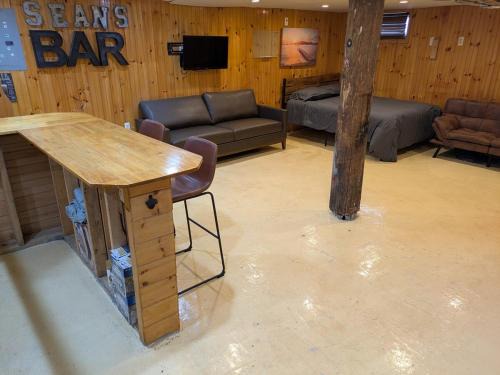 Sean's Bar - Private Apartment