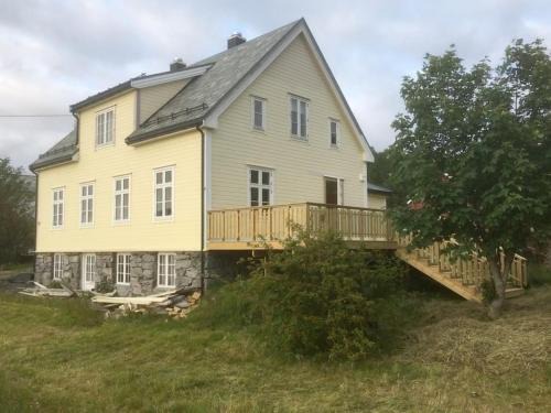 Seaside apartment in farmhouse close to nature