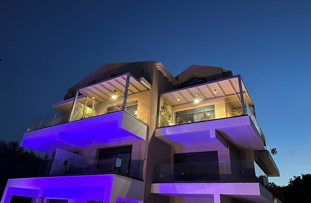 Seaside Suite 3-Modern & Comfort