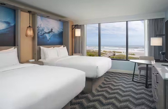 Seaside Symphony! Short Drive to TreeTop Trek and Brevard Zoo! Onsite Pool!