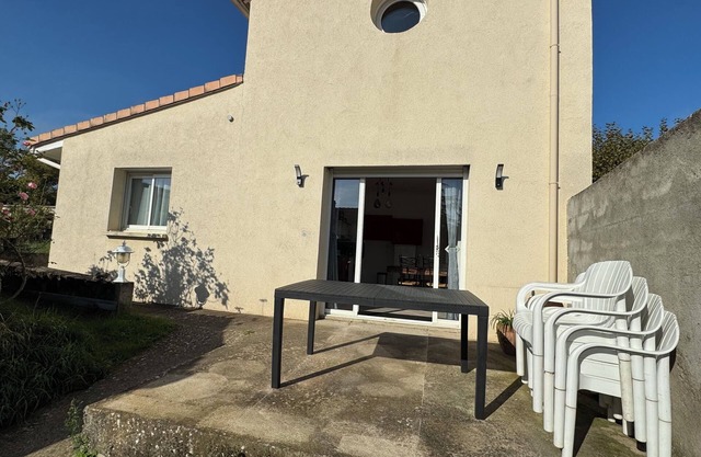 Seasonal rental maisonnette