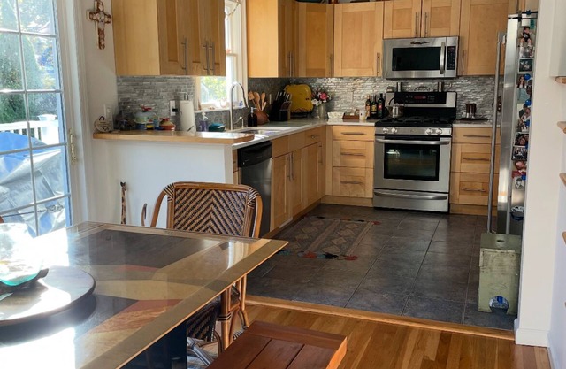 SEASONAL RENTAL - Bay Links Home