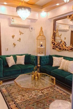 SeaView 2BR with parking, Walk to Dolmen Mall & Park