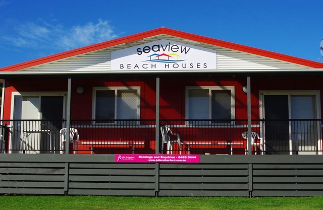 Seaview Beach House Complex
