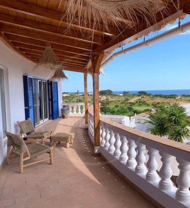 Seaview-Villa im Bohostyle mit Pool - Casa da Primavera