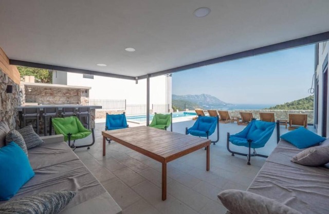 Seaview Villa with pool Vanja