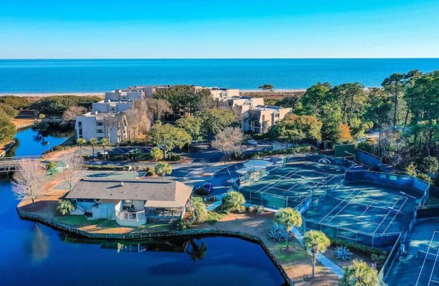 Seawatch at Island Club