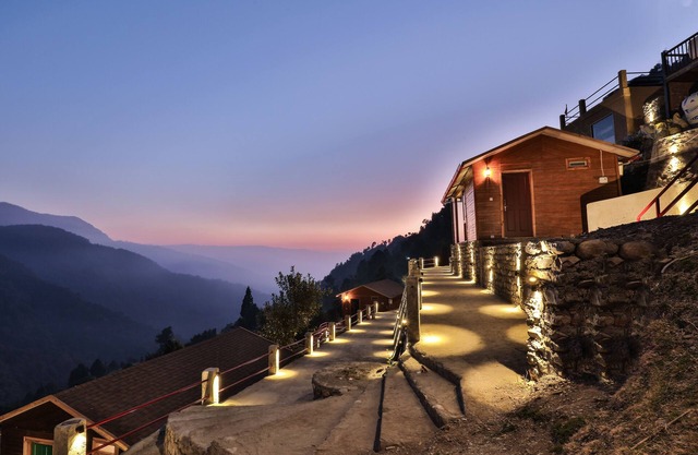 Seclude Pangot Perch