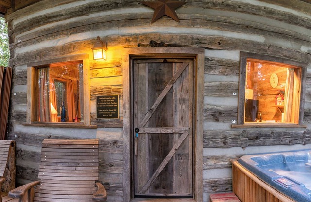 Secluded Log Cabin with Hot Tub at Scenic Hill Retreat
