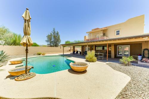 Secluded Mesa Home with Pool, Outdoor Kitchen and Bar!