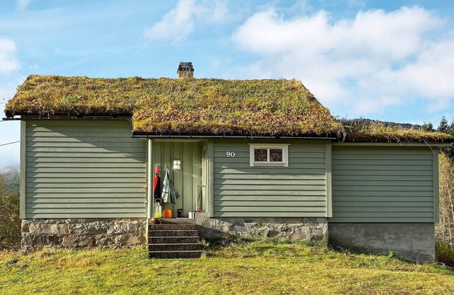 Secluded Mountain Retreat-By Traum