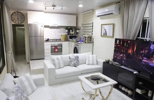 Secured gated community.15-minutes drive from the airport. Easy access to town.