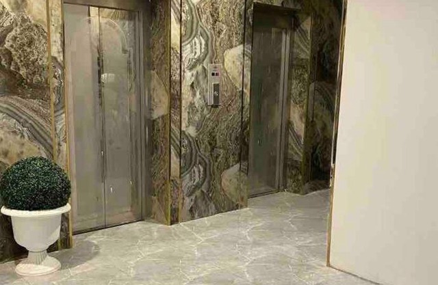 self check in apartment in Sari Street 301