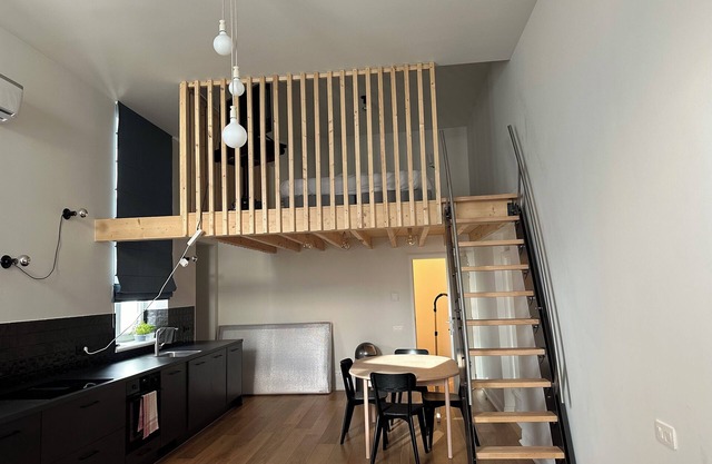 Self check in studio for 2 in center of Ixelles