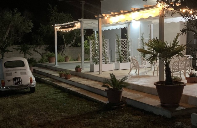 Semi-detached villa a few steps from the sea